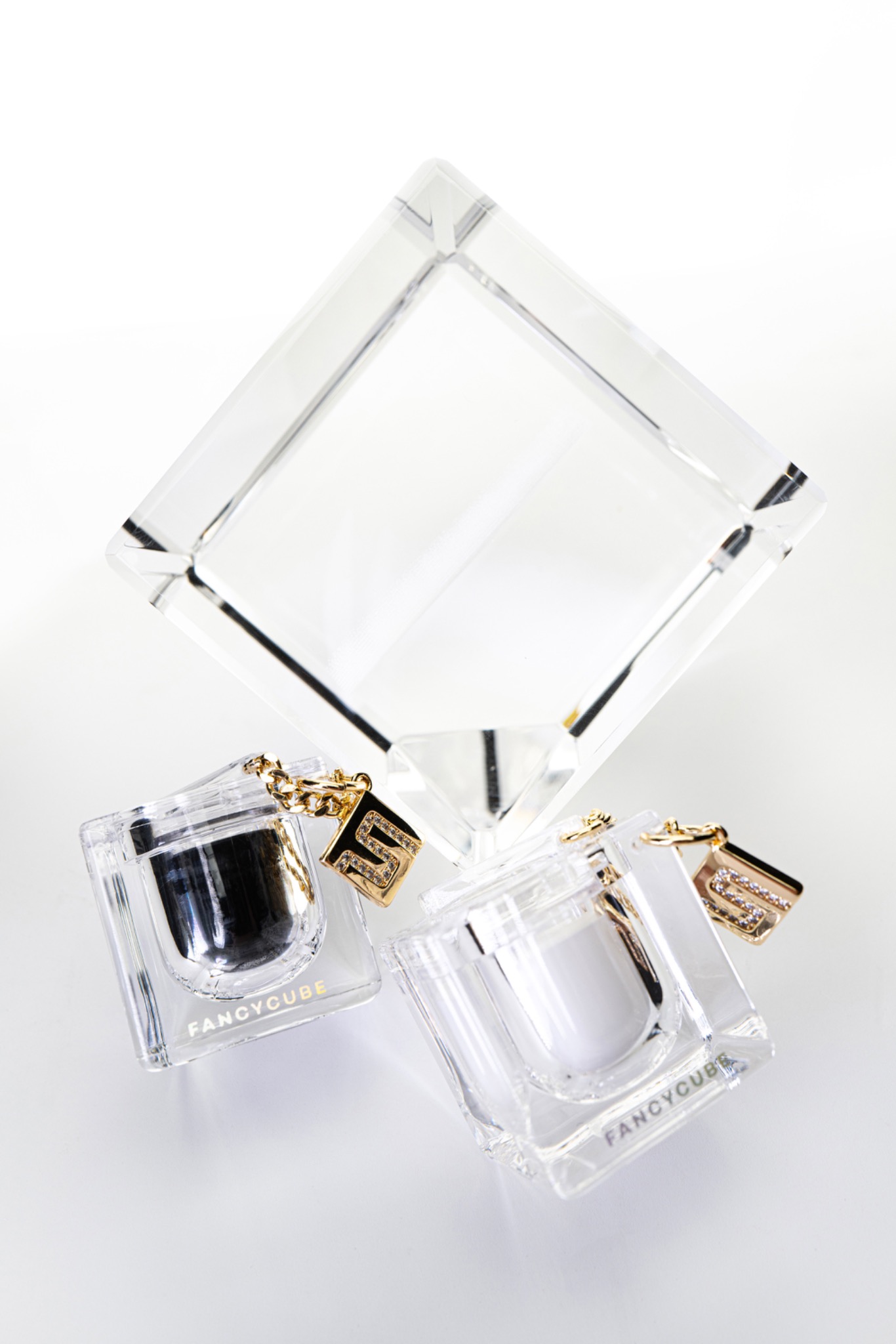 FancyCube clear cube detail